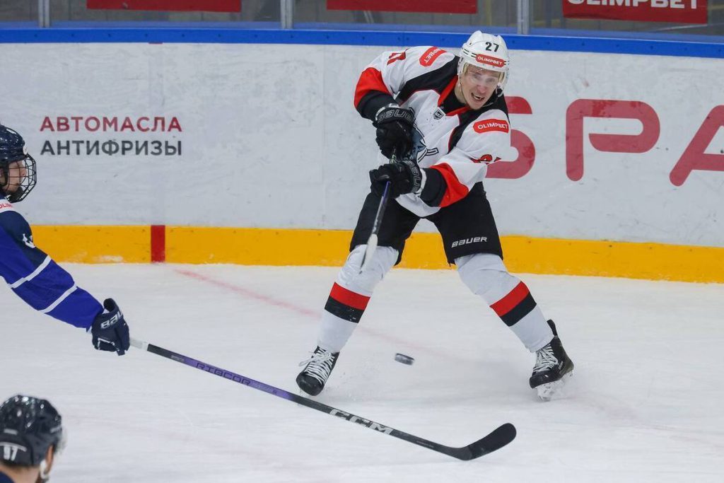 «Волки» повержены: выездная серия завершилась горьким фиаско в Нижнем Новгороде