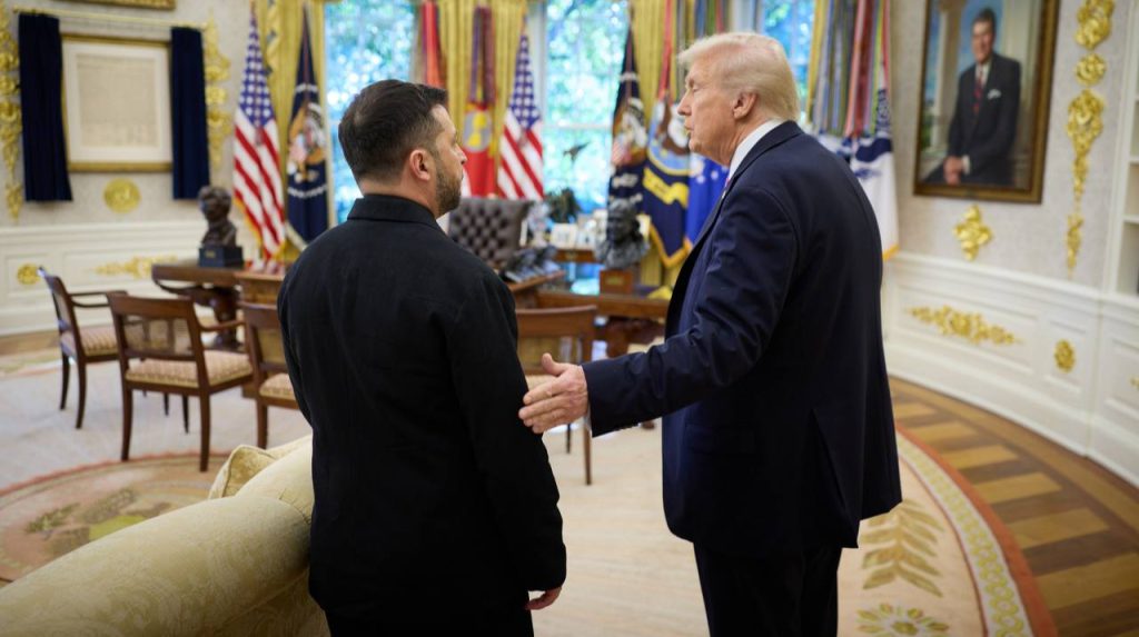 Trump rifiuta i missili Tomahawk all&#039;Ucraina, priorità alla diplomazia nella crisi con la Russia