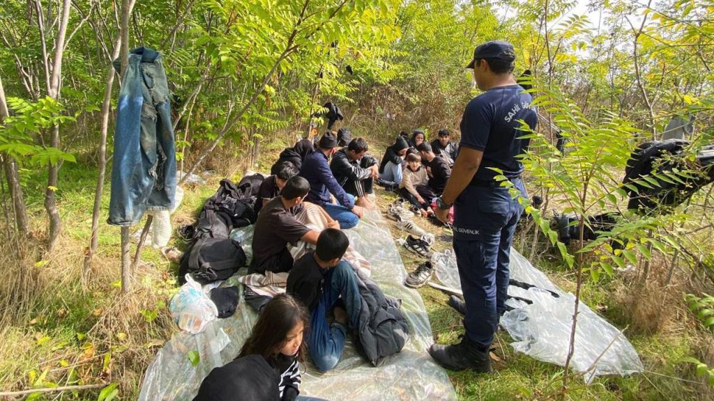 5 ilde operasyon: Çok sayıda düzensiz göçmen yakalandı!