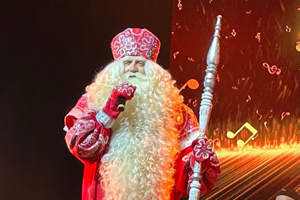 Развитие вотчины Деда Мороза в Великом Устюге обсудили Владимир Путин и Виталий Мутко