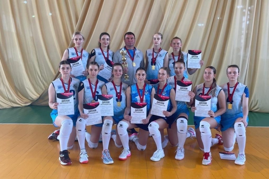 Тамбовские студенты взяли золото волейбольного турнира