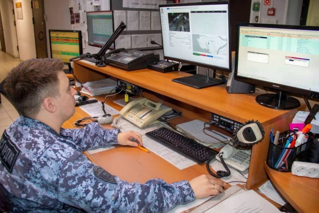 В Петербурге нейросеть будет ловить хулиганов на детских площадках