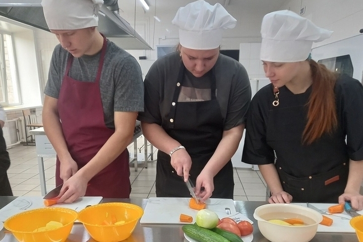 Два колледжа открыли филиалы в закрытом училище в Алтайском районе Хакасии