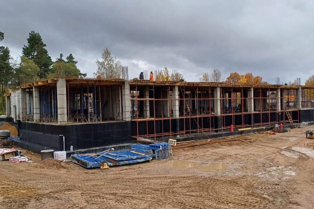 Nuova Scuola d&#039;Arte a Sosnovo: Un Investimento per il Futuro della Comunità Locale