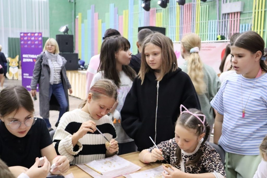 В Коряжме прошла благотворительная акция «4 лапы, 2 уха»