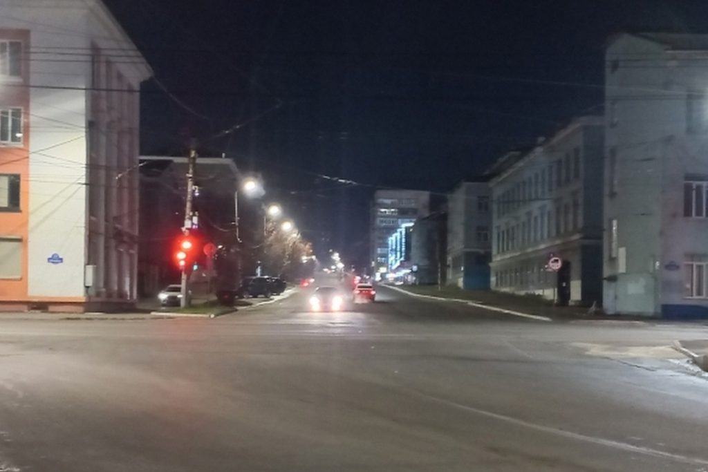 В Мурманске на улице Шмидта произошло ДТП с пострадавшей