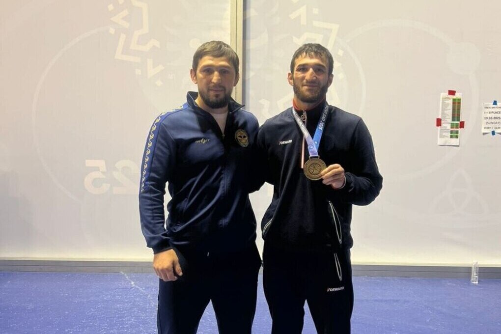 Atleta Ingusce Magomed Amin El&#039;dzharkiev Si Laurea Campione Mondiale Di Pankration