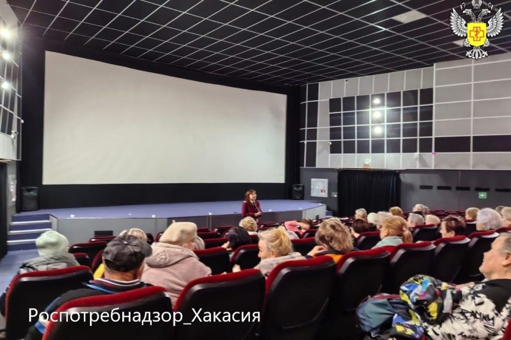 Пожилым саяногорцам рассказали о неспецифической профилактике ОРВИ и гриппа