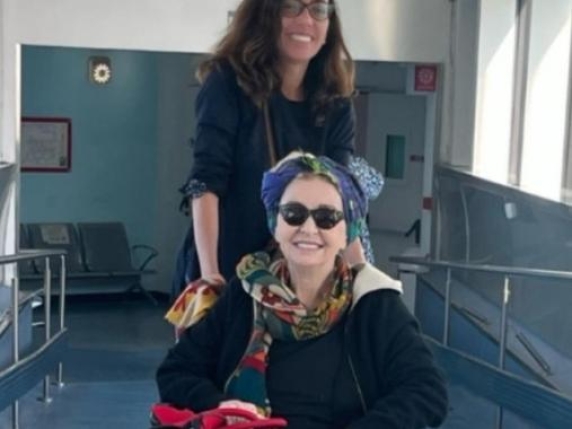 Enrica Bonaccorti: «Il mio tumore è inoperabile. Mi hanno sospeso la chemio. Non credo nei miracoli, ma nel futuro»