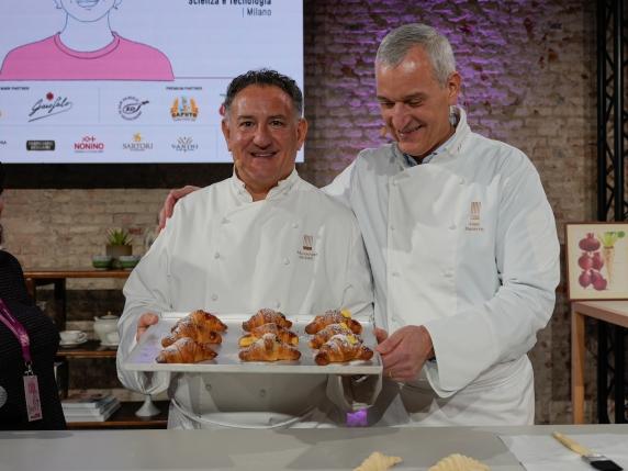 Cornetto e Croissant: Due Delizie da Gustare con Rispetto, secondo i Maestri Pasticceri Sal De Riso e Luigi Biasetto