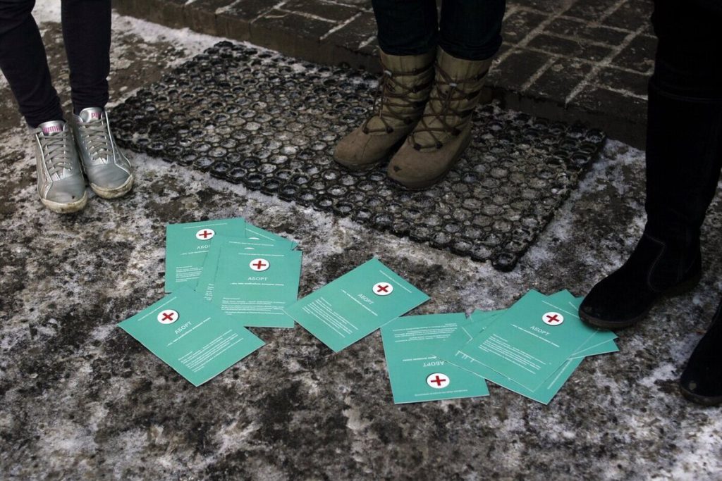 Russia propone l&#039;espulsione di stranieri che incoraggiano l&#039;aborto