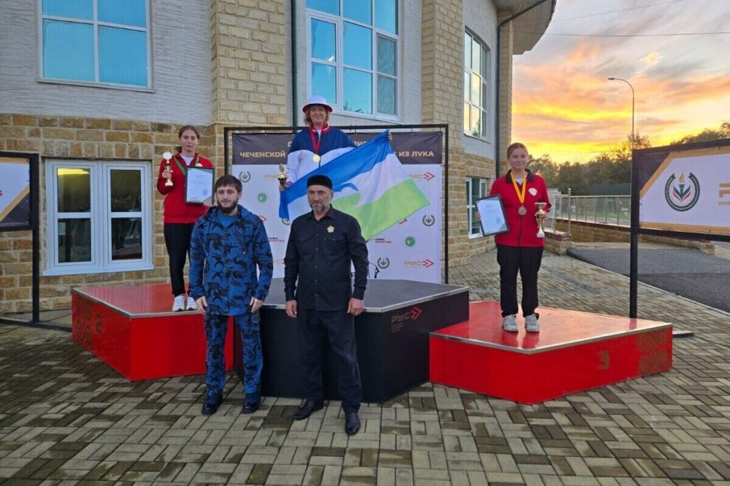 Arcieri della Repubblica di Cabardino-Balcaria trionfano in Cecenia con sei medaglie
