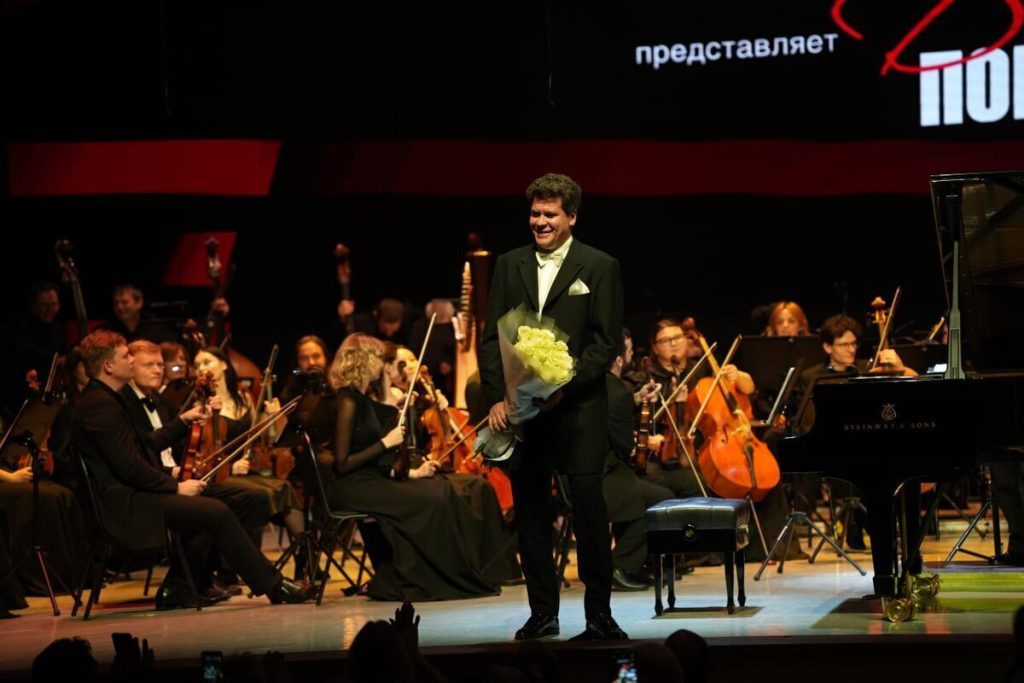 Денис Мацуев собрал аншлаг в Калуге на «Диалоге поколений»