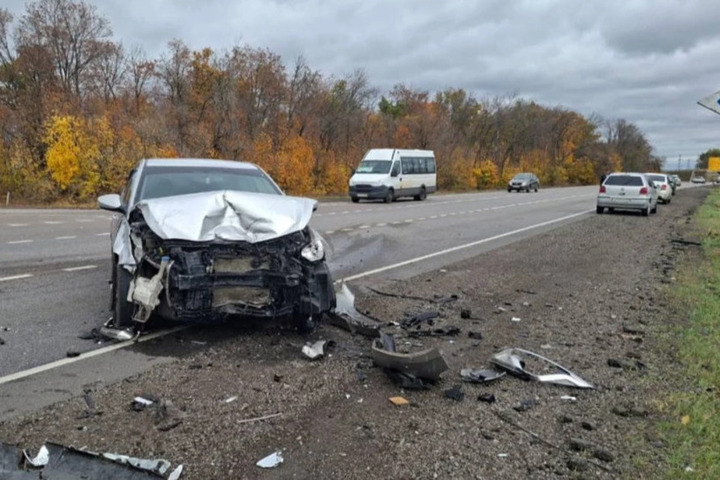 Врачи не смогли спасти 65-летнего воронежца, пострадавшего в ДТП на Курской трассе