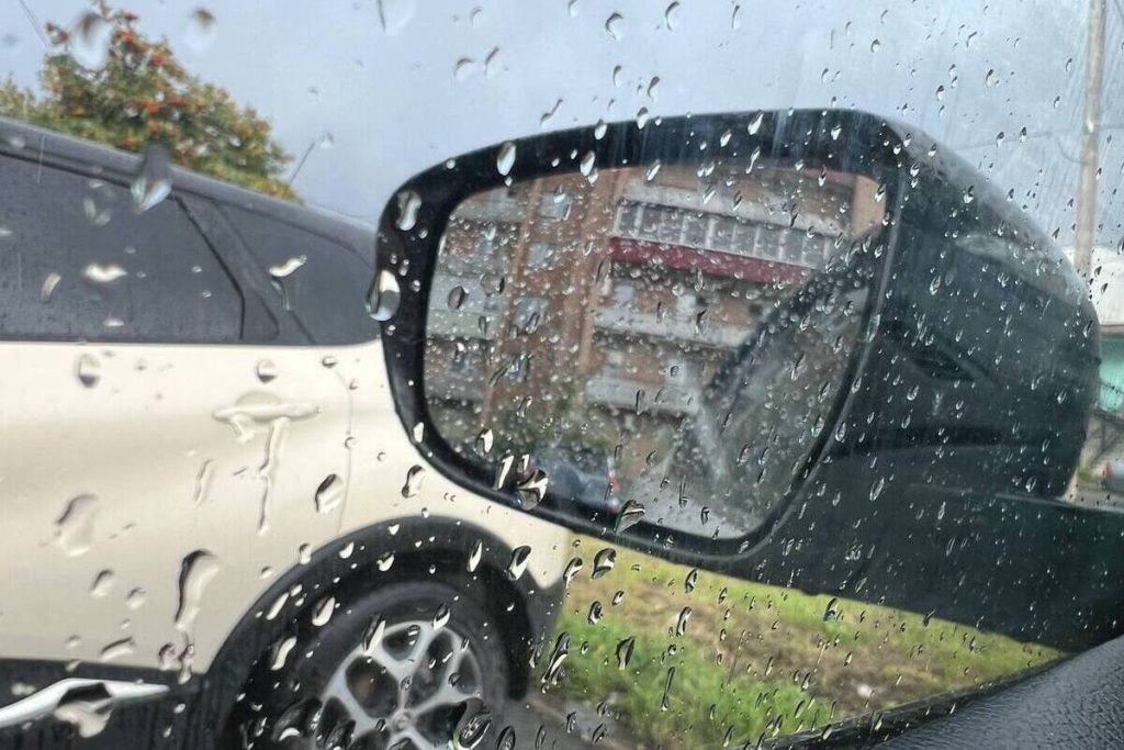 Previsioni Meteo per la Regione di Mosca: Pioggia Prolungata Attesa a Fine Ottobre