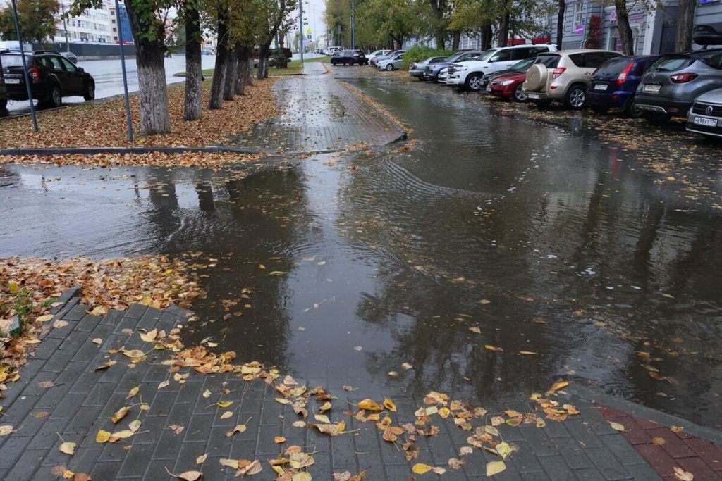 Previsioni Meteo Avverse sul Sud degli Urali: Pioggia e Ghiaccio Nero in Arrivo Mercoledì
