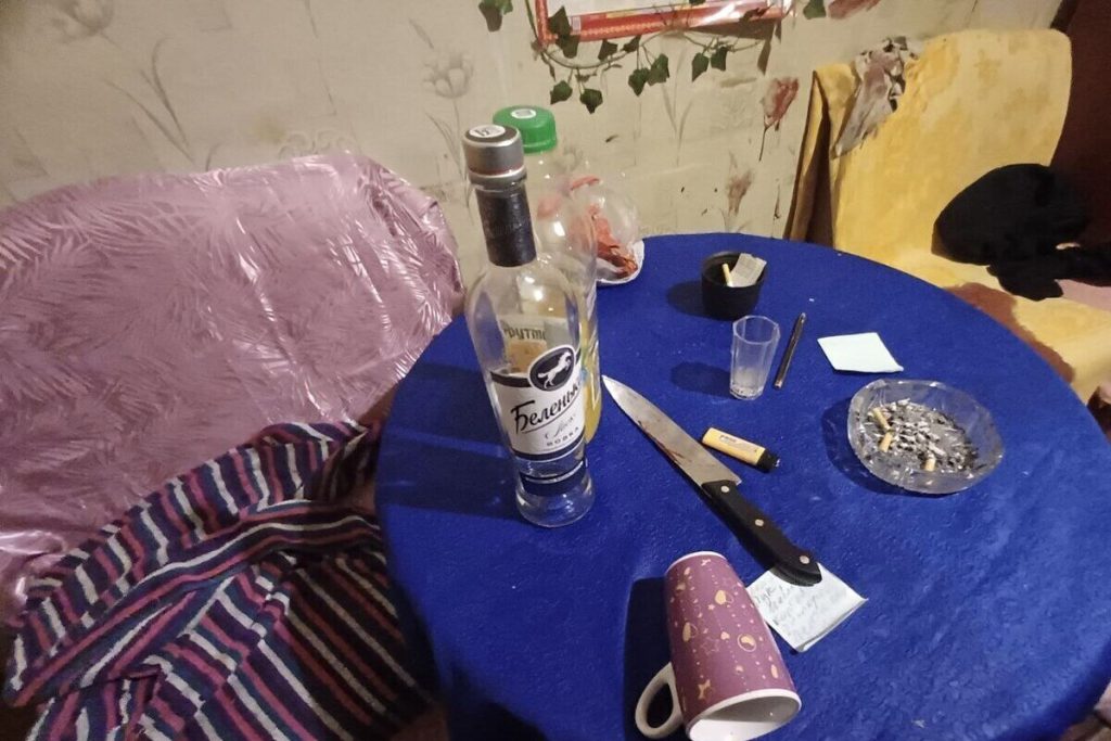 Omicidio ad Apatity: una serata amichevole si conclude in tragedia