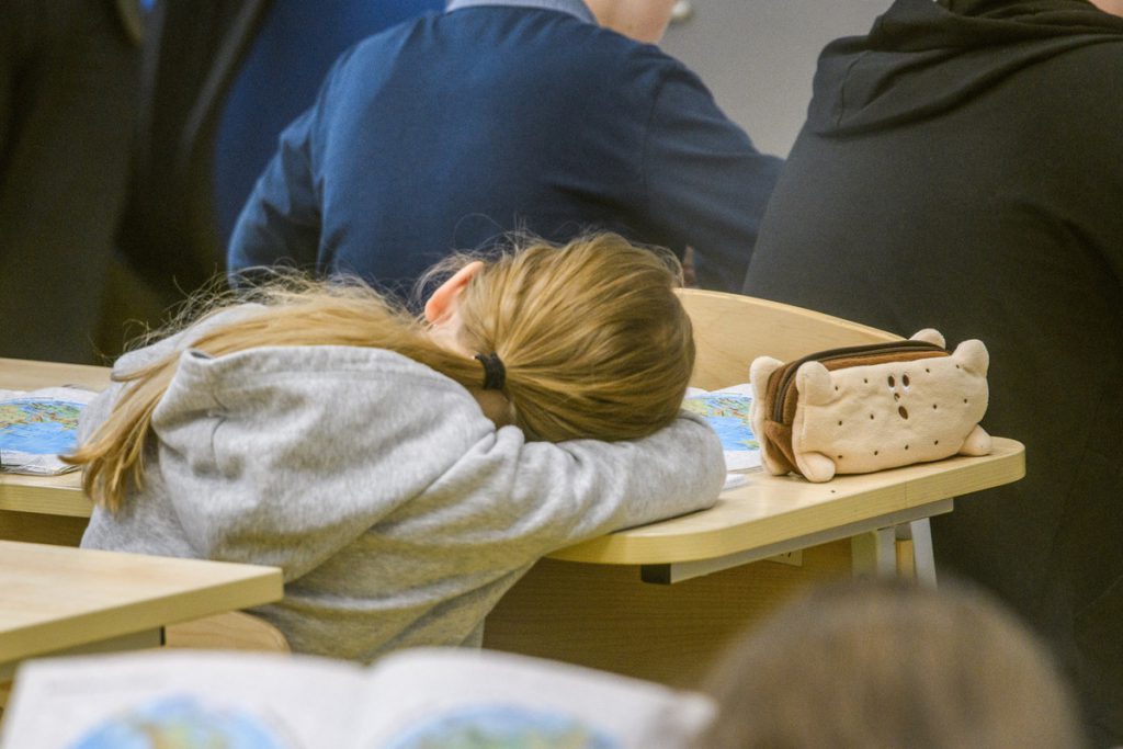 Insegnamento della sociologia nelle scuole russe: un rappresentante dell&#039;Opinione Pubblica chiede di mantenerlo per gli studenti delle classi seste e settima