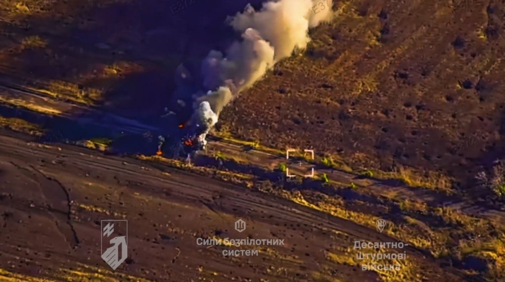 Ukrainian forces destroy Russian armoured convoy on Dobropillia front