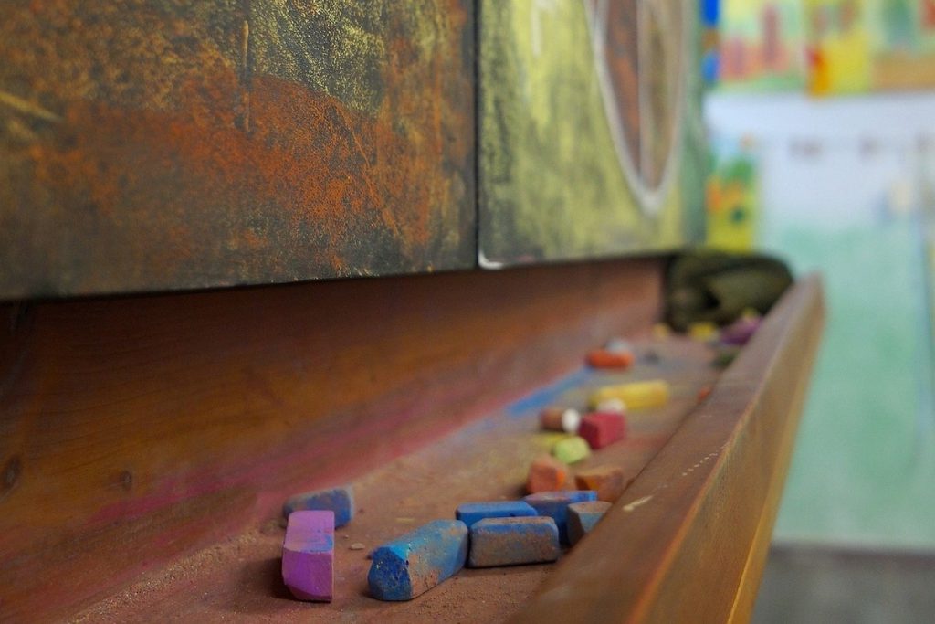 Под Киевом учитель изнасиловил трех 12-летних учеников