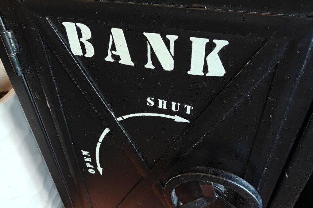 Furto a San Pietroburgo: docente universitaria perde beni per 2,5 milioni di rubli