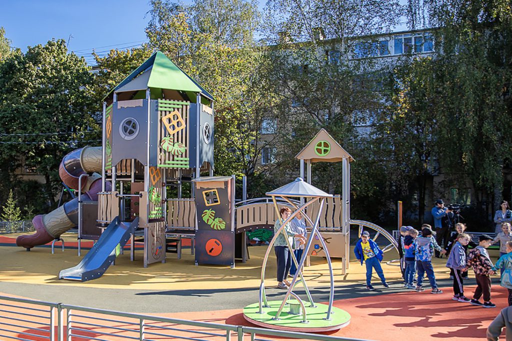 Oltre 700 nuovi spazi di gioco creati nella regione di Mosca nell&#039;ambito del progetto Infrastrutture per la vita
