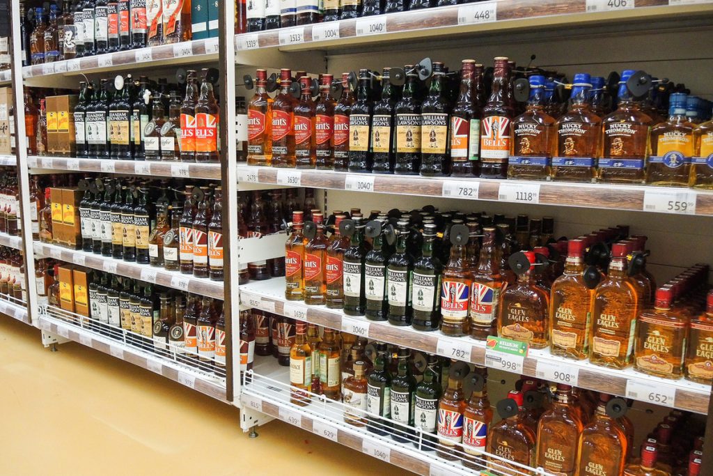 Выяснилось, что потребление алкоголя в России упало до минимума с 1999 года