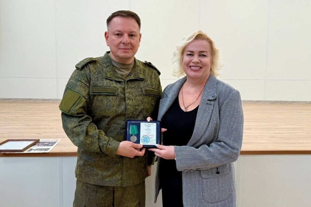 Офицеры СУ СК России по Херсонской области провели встречу с директорами школ