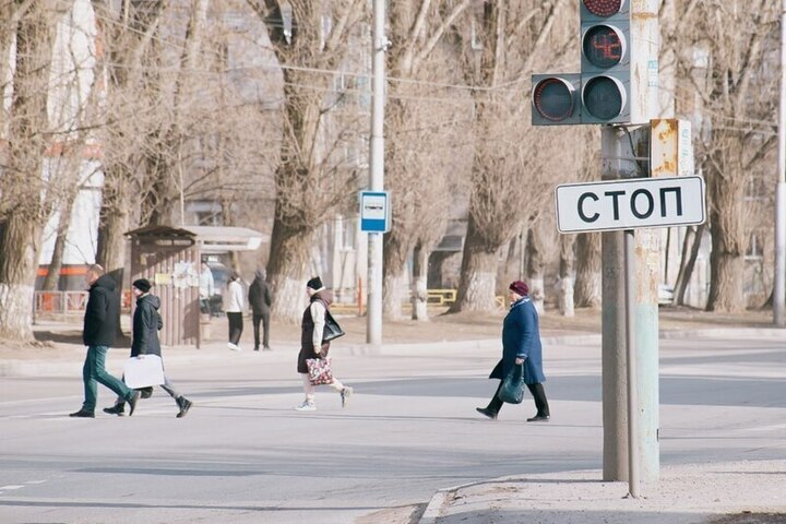 Sicurezza Stradale in Autunno: Consigli e Precauzioni per i Pedoni a Penza