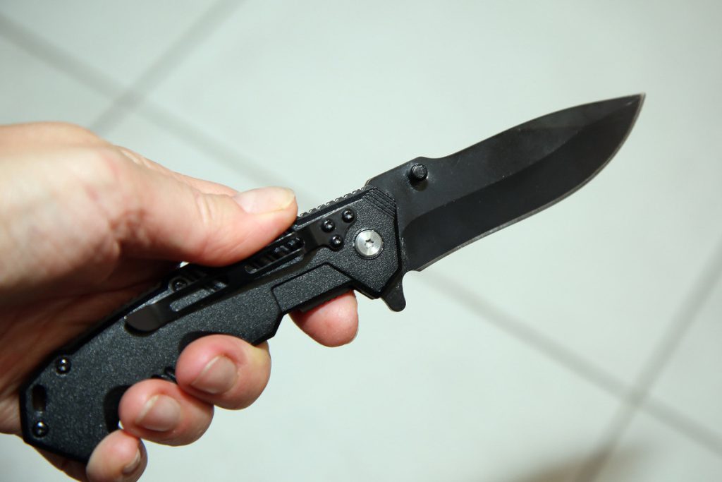 Рецидивиста задержали за попытку изнасилования школьницы