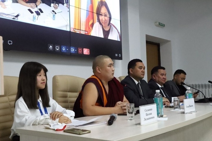 III Forum Buddhista Internazionale a Elista: Promozione del Dialogo e della Pace Globale