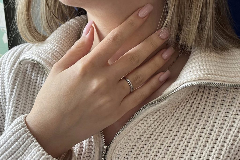 Дерматовенеролог Ветрова: стресс сказывается на состоянии кожи