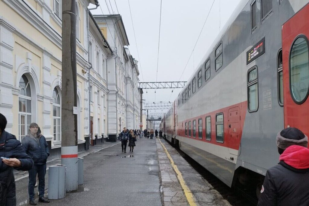 Поезд Петербург – Севастополь задерживается на 2,5 часа из-за беспилотников