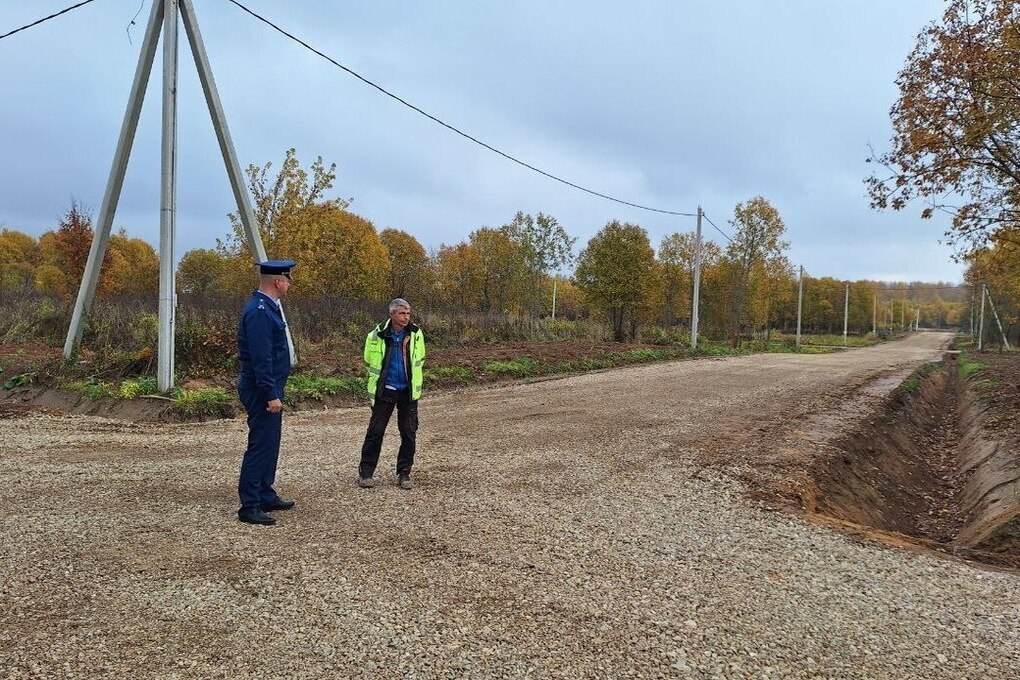 В Ярославском округе прокуратура потребовала проложить дорогу к участкам для многодетных