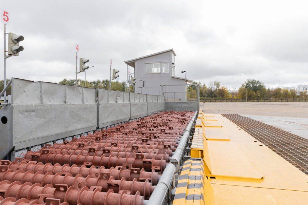 Беглов: 11 снегоплавильных пунктов и 7 снегоприемных пунктов готовы к зиме