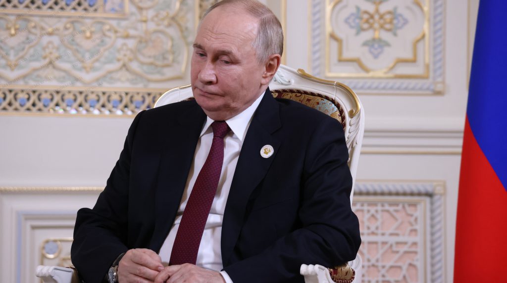 Tensione tra Russia e Unione Europea: la Polonia minaccia di costringere l&#039;aereo di Putin ad atterrare se entra nello spazio aereo polacco