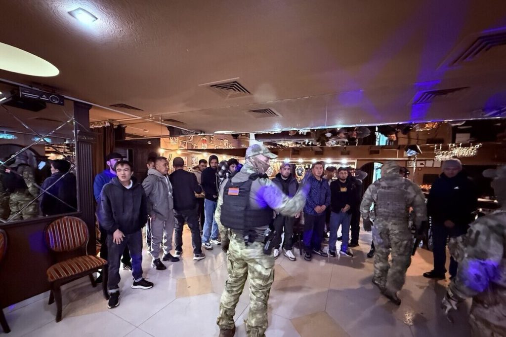 Массовые задержания мигрантов: выявлено более 500 нарушений, возбуждено более 50 уголовных дел