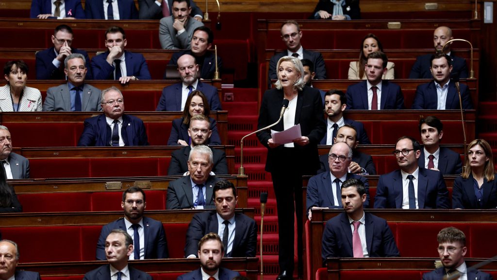 La Francia denuncia gli accordi del 1968 con l&#039;Algeria: un atto simbolico con possibili ripercussioni diplomatiche