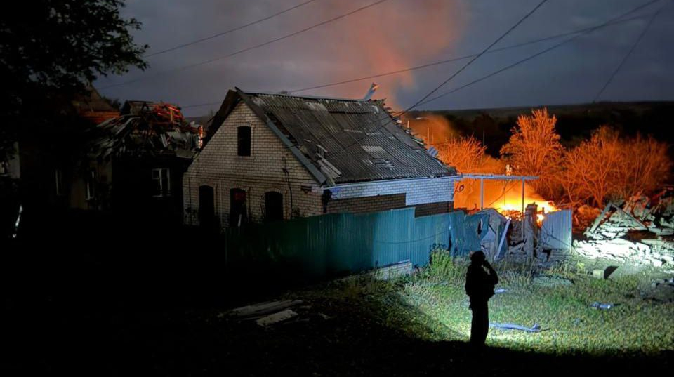 Conflitto in Ucraina: sei morti e numerosi feriti negli attacchi russi nelle oblast di Donetsk e Kherson