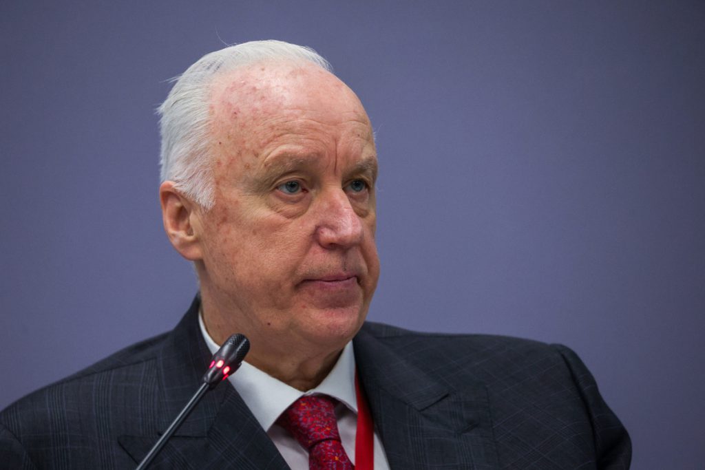 Бастрыкин решил разобраться в происшествии в Комсомольске, где ребёнок, защищая мать, кинулся на нож