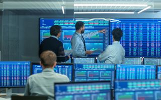 Risultati del primo semestre 2025 delle società quotate su Euronext Growth Milan: crescita dei ricavi ma utili in calo e generazione di cassa debole