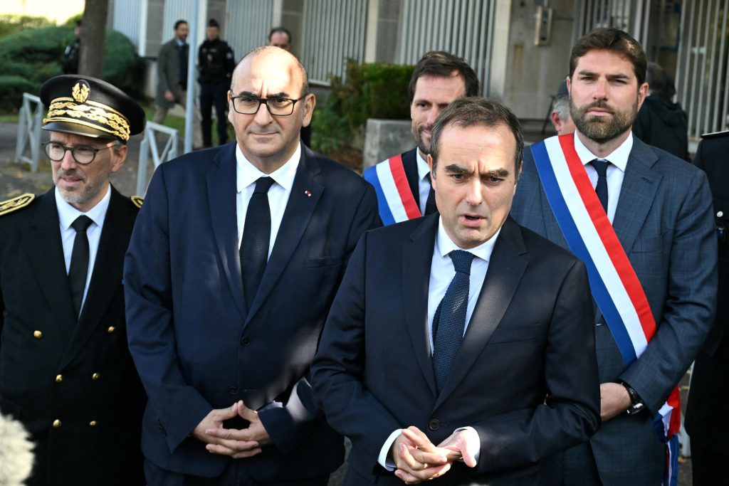 « Lecornu 2 », un fragile gouvernement signé Emmanuel Macron
