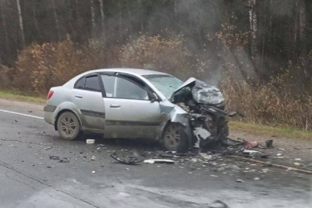 Incidente mortale sull&#039;Anello d&#039;Oro in Russia: due autisti deceduti in un incidente stradale nel distretto di Kostroma