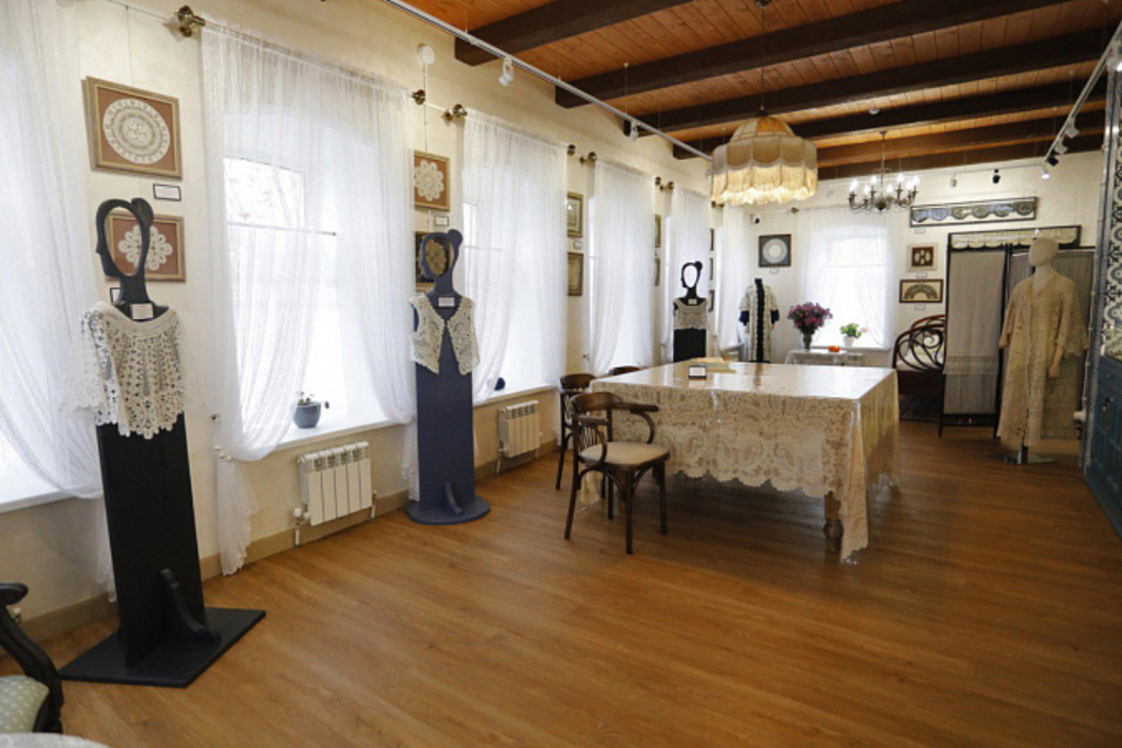 В Одоеве под Тулой открылся музей «Кружевная сказка» с уникальными экспонатами