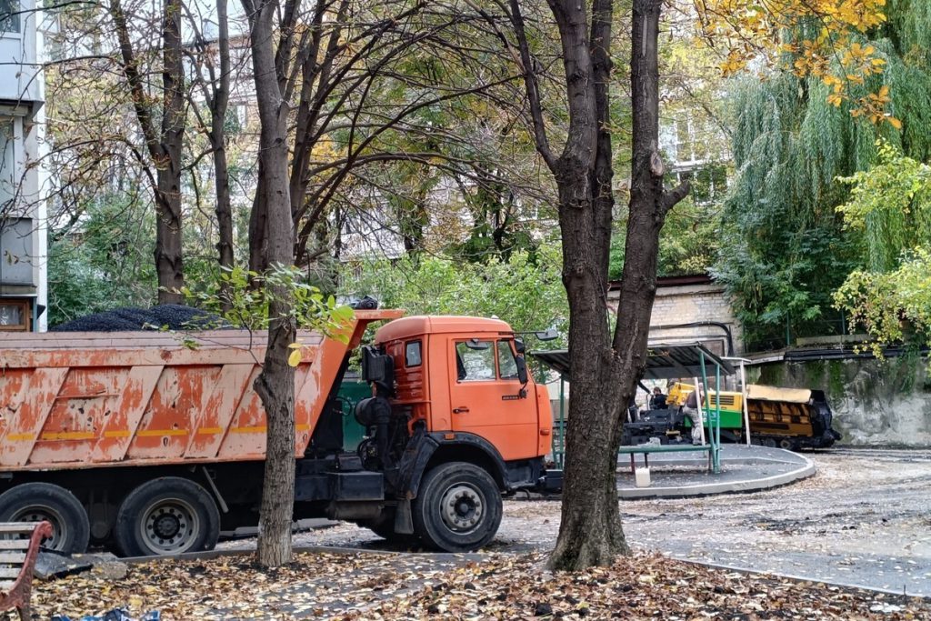 Riqualificazione urbana a Mineral&#039;nye Vody: lavori in corso per migliorare la qualità della vita dei residenti