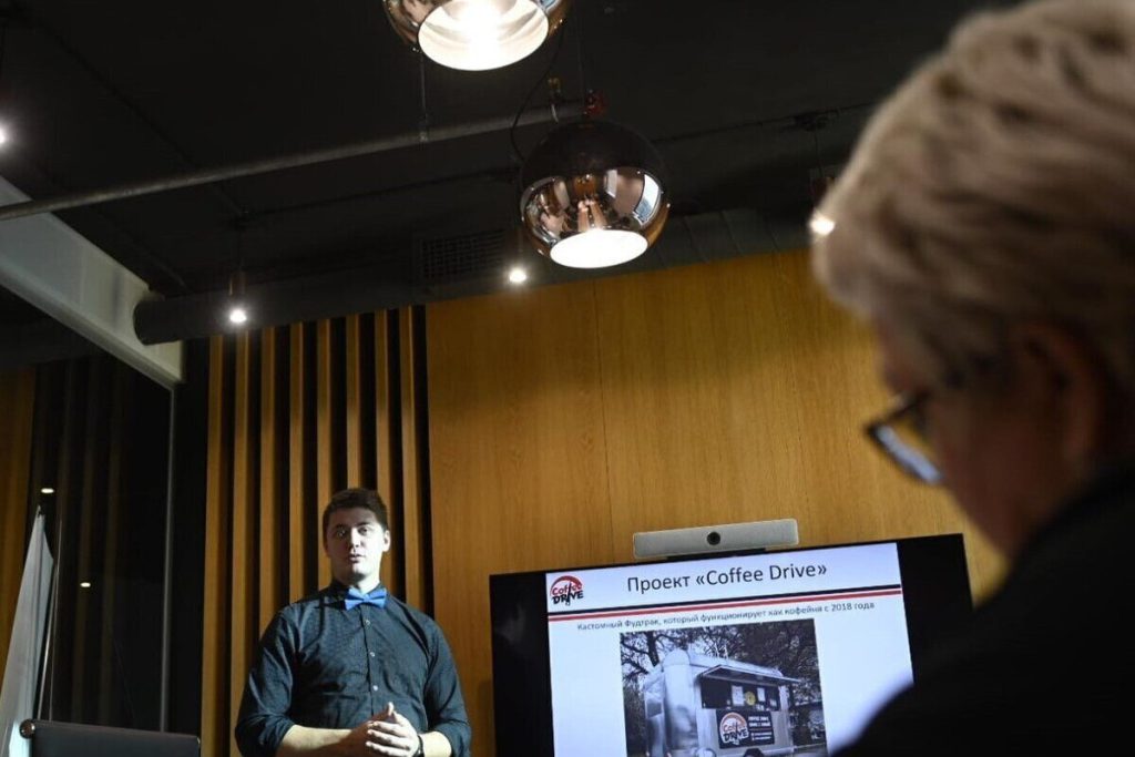 В конкурсе «Лучший по профессии» участвовали представители 9 районов Ленобласти