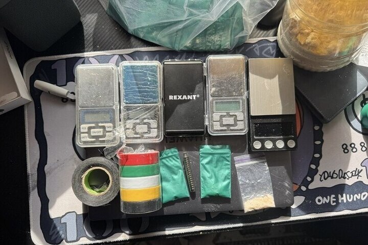 В Подмосковье накрыли нарколабораторию в арендованном доме