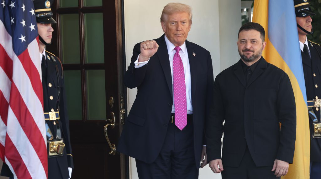 Trump esprime disappunto per non aver ricevuto il Premio Nobel per la Pace durante incontro con Zelenskyy alla Casa Bianca