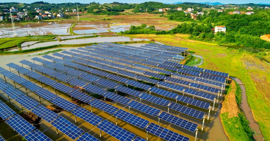 Rinnovabili, l’Italia avvia la prima gara che esclude pannelli cinesi