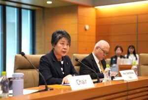 Parlamentari asiatici uniscono le forze per proteggere i bambini dall&#039;abuso digitale